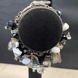 Silver Tone Black White Heart Cross Charm Bracelet Toggle Clasp 6.5 Inch 5216